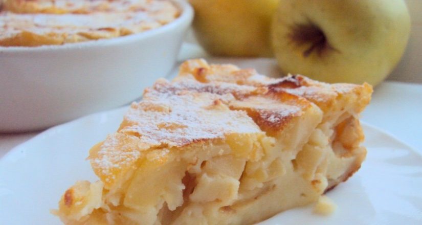 Творожная запеканка с яблоками