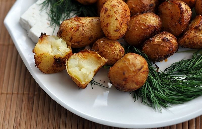 6 рецепов запеченного картофеля